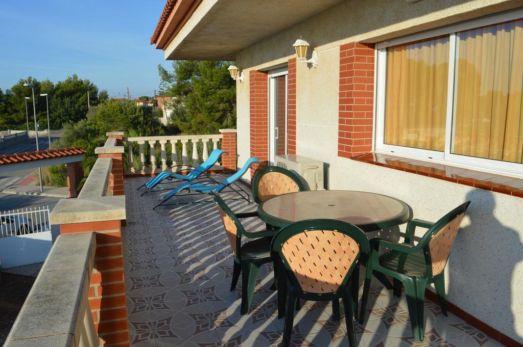 Vista Cunit Villa Cubelles Buitenkant foto